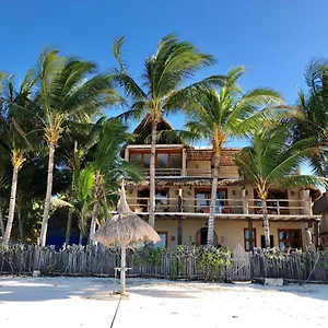 casa-cat-ba-isla-holbox.quintano-roohotels.com/